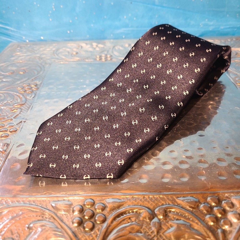 Picasso High Fashion Hand Made Silk tie